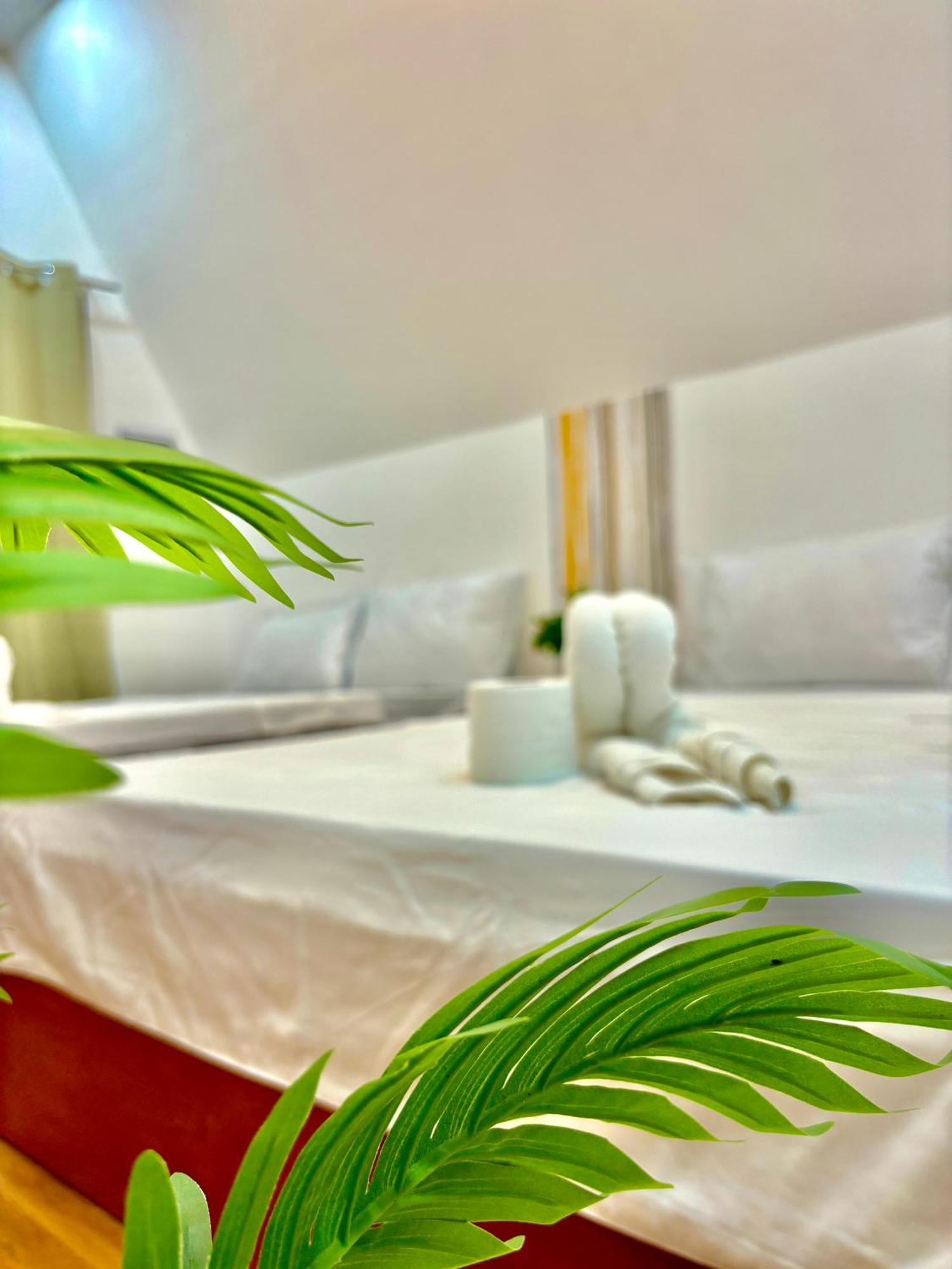 Villa Lovi Panagsama Beach Моалбоал Екстер'єр фото